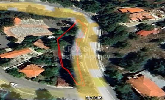 Land in Moniatis - view 1