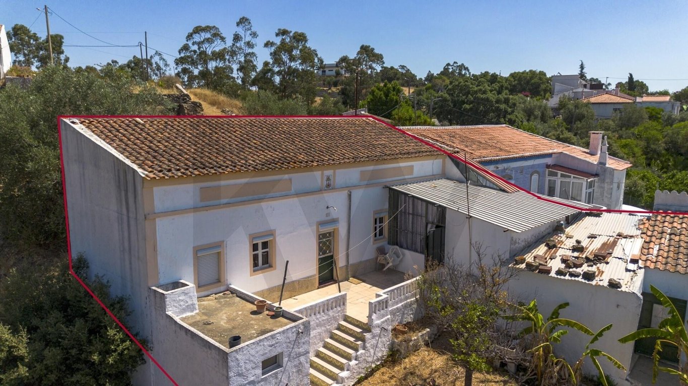 Villa in Sao Bras de Alportel - Image 2