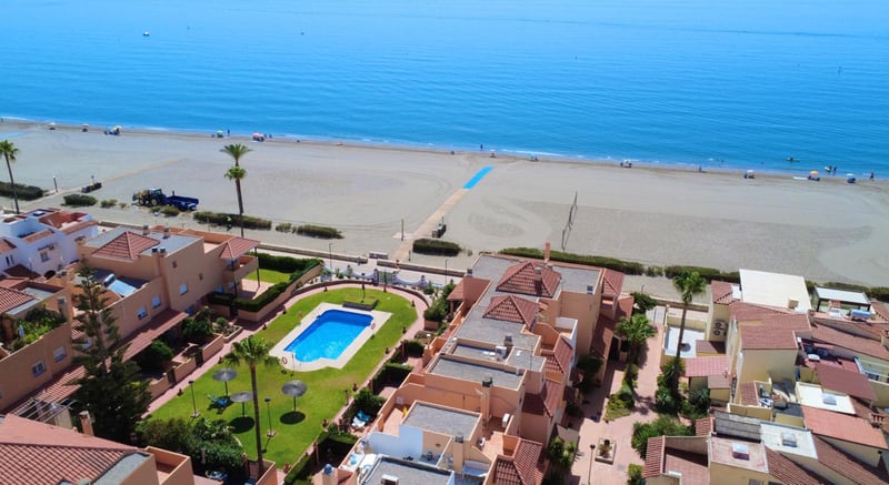 Villa in Casares - view 1