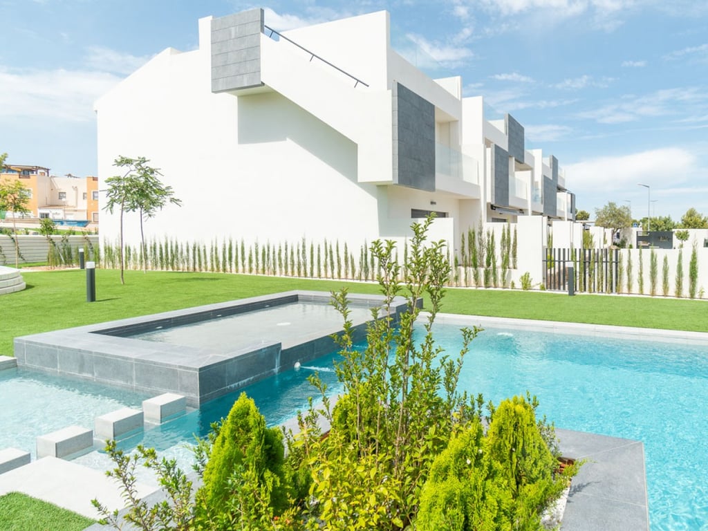 Apartment in Los Balcones - Image 2