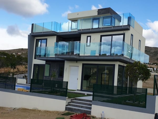 Villa in Finestrat - view 1