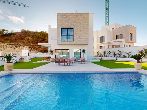 Villa in Finestrat - view 1