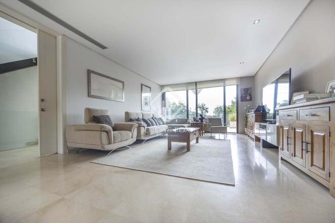 House in Valencia - view 1