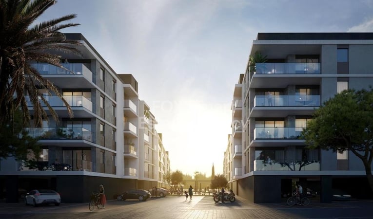 Apartment in Zakaki - view 1