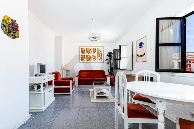 Apartment in Quarteira - view 1