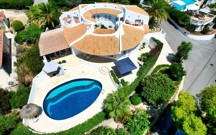 Villa in Bernia - view 1