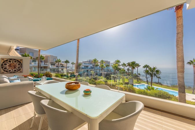 Apartment in Estepona - view 1
