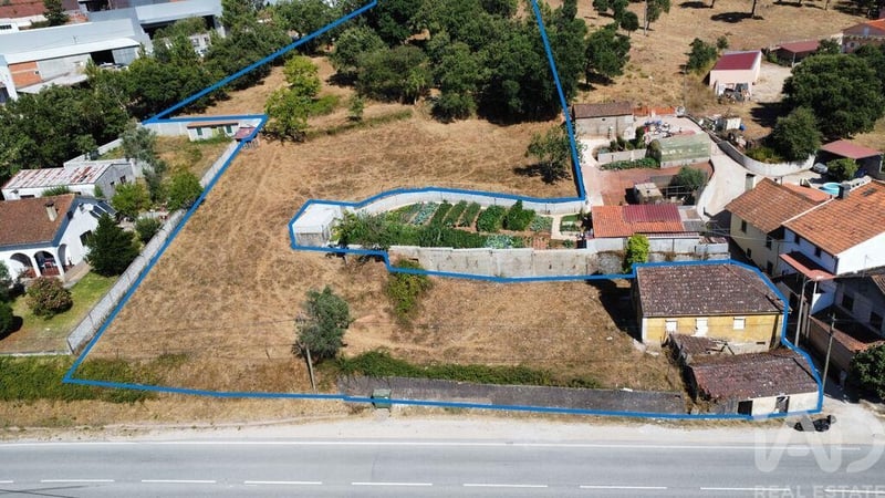 House in Penela - view 1