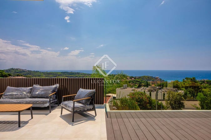 House in Girona - view 1