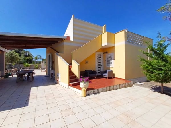 Villa in Pachino - view 1