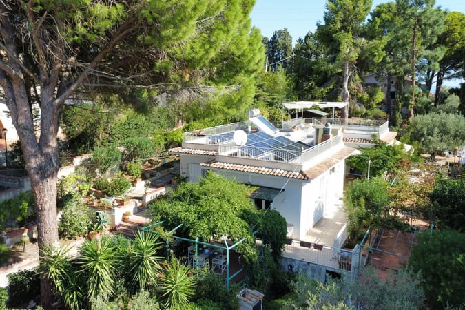 Villa in Trabia - view 1