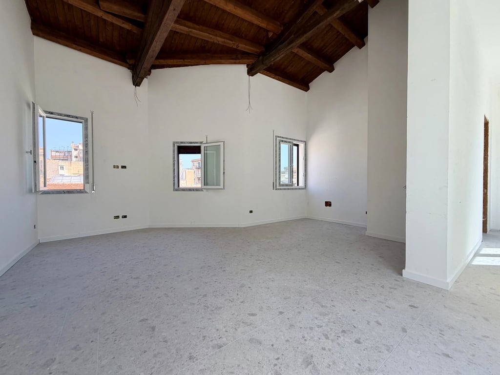 Apartment in Palermo - Image 2