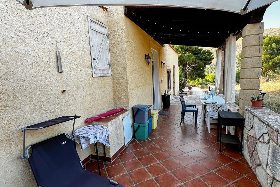 House in Custonaci - Image 2