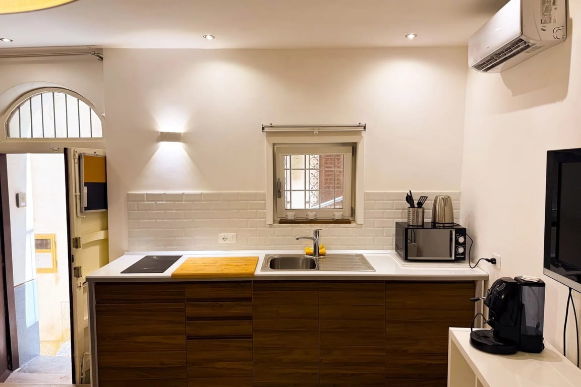 House in Cefalu - Image 5