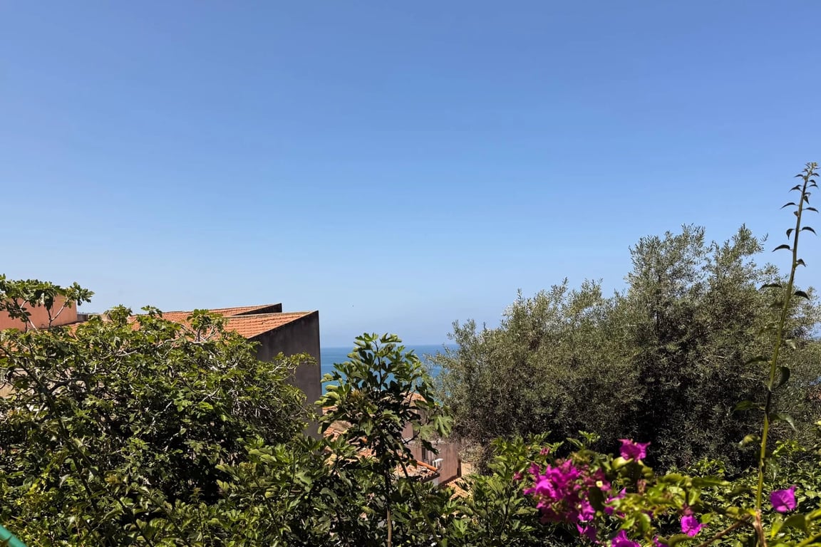 House in Cefalu - Image 2