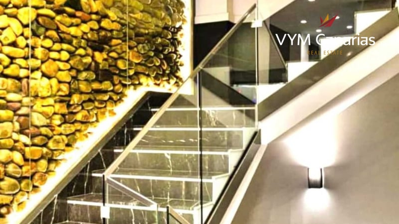 House in Alicante - view 1