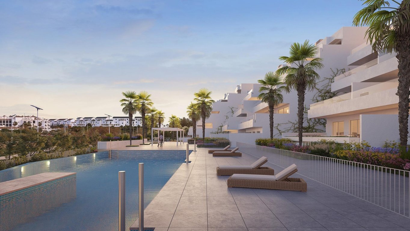 Apartment in Estepona - Image 2