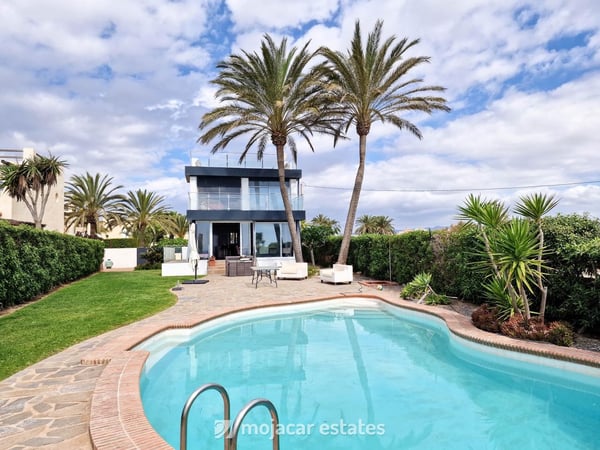 Villa in Palomares - view 1