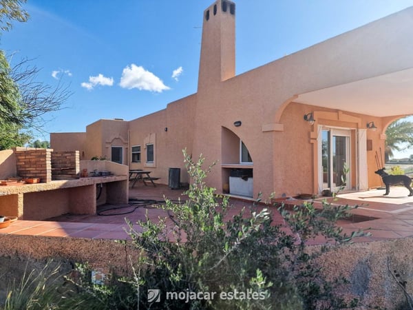 Villa in Vera - view 1