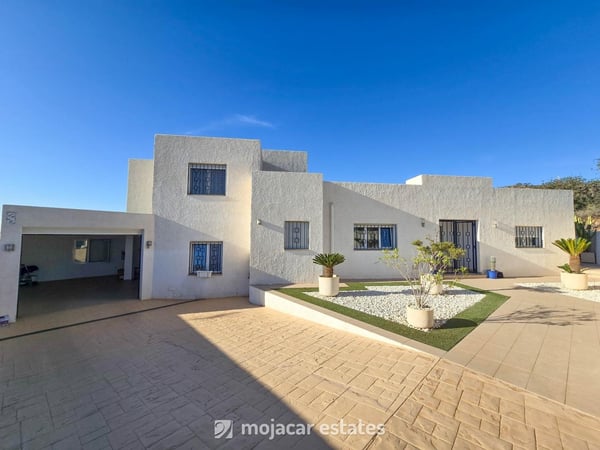Villa in Mojacar - view 1