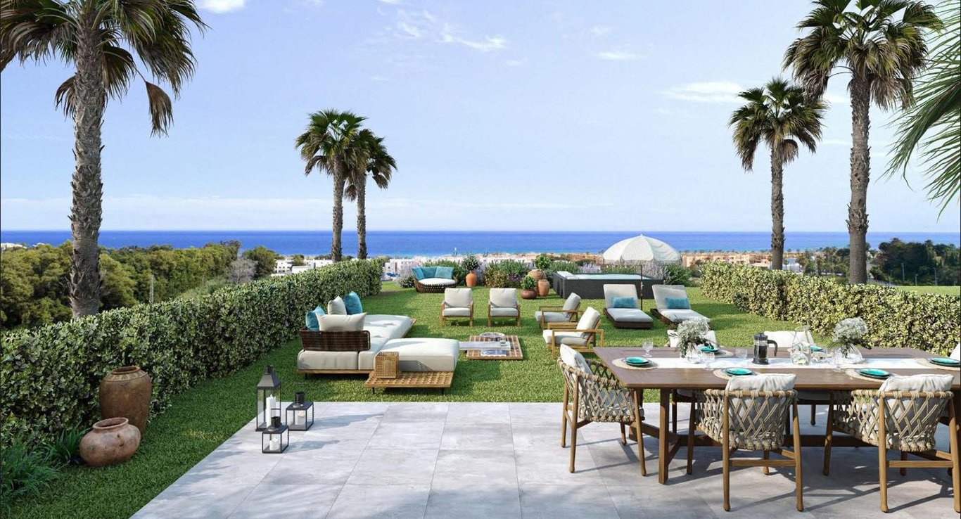 Apartment in Urbanizacion San Roque Club