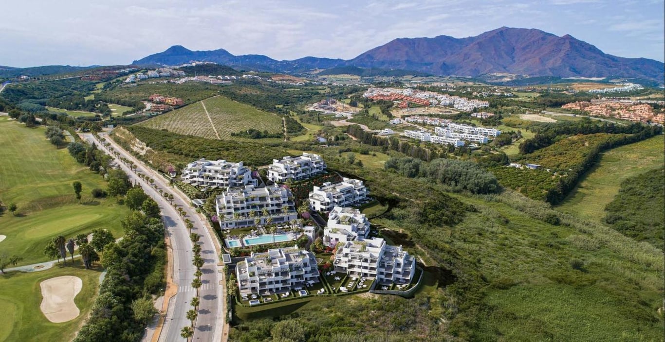 Penthouse in Urbanizacion San Roque Club - Image 2