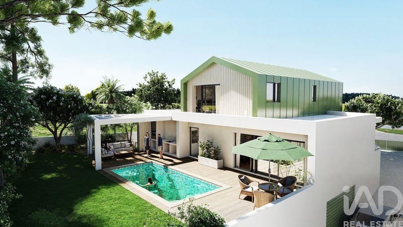 House in Obidos - view 1