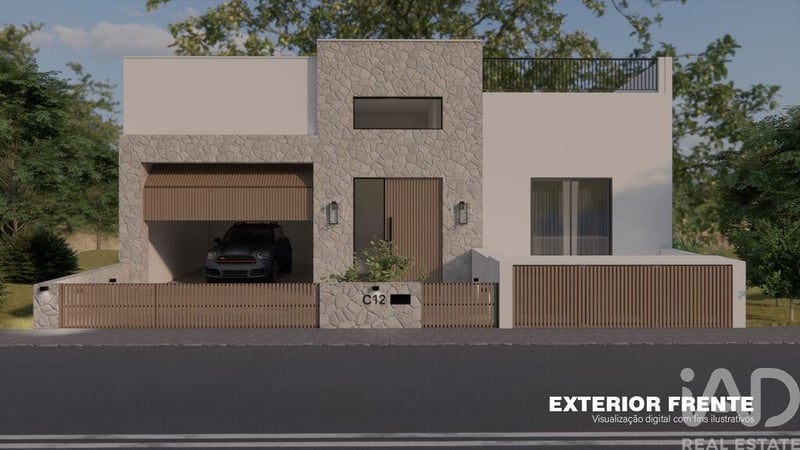 House in Mexilhoeira Grande - view 1