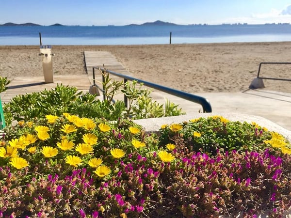 Villa in Los Urrutias - view 1