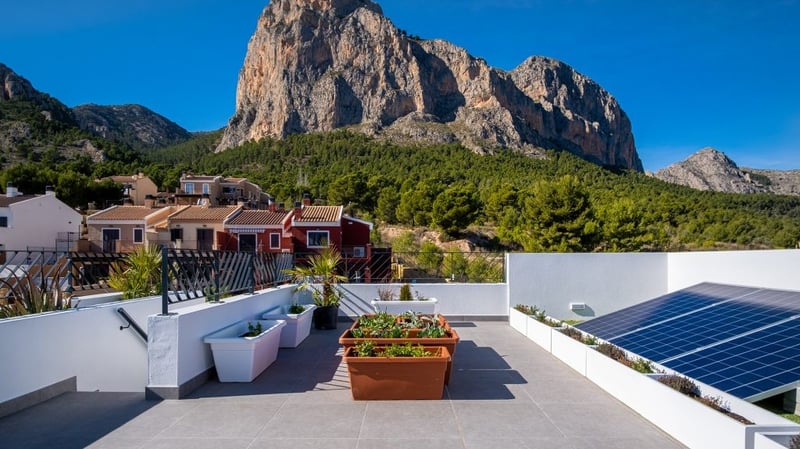 House in Polop - view 1