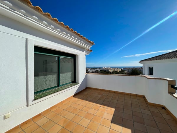 Apartment in Urbanizacion los Balcones - view 1