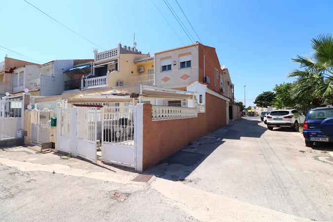 House in Torrevieja - view 1