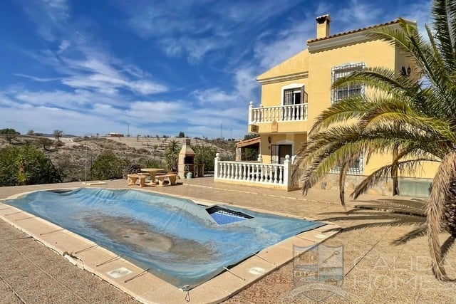 House in Albox - view 1