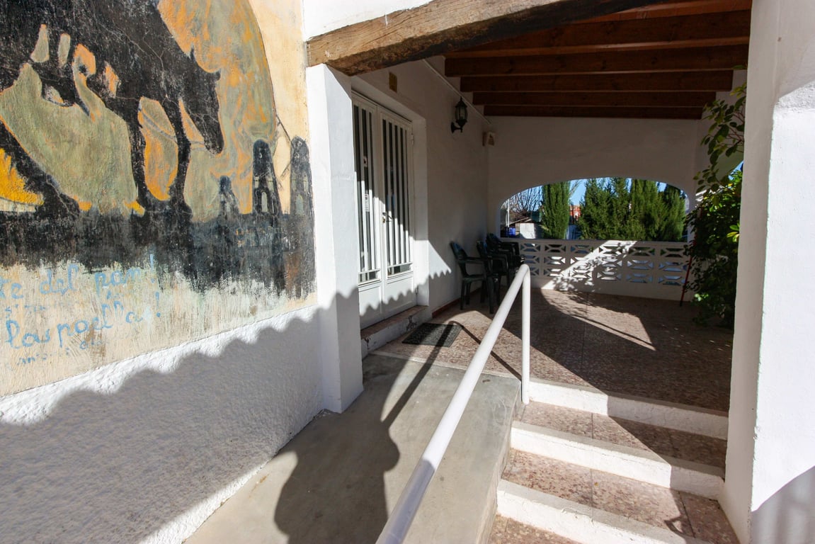 House in Gata de Gorgos - Image 3