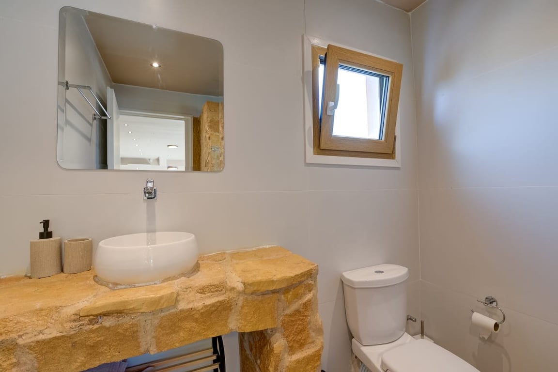 House in Anarita - Image 5