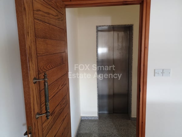 House in Egkomi - view 1