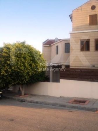 House in Egkomi - view 1