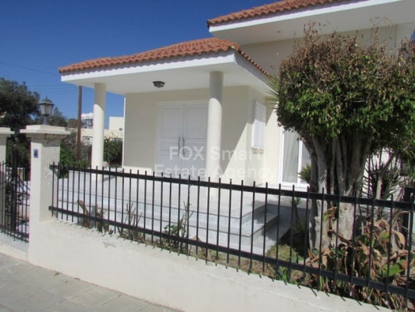 House in Egkomi - view 1