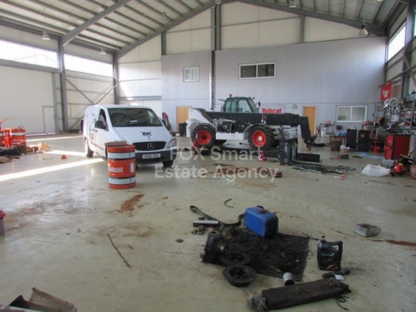 House in Dali - view 1