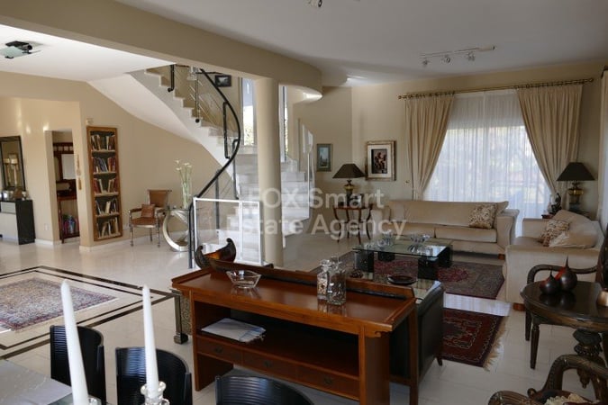 House in Egkomi - view 1