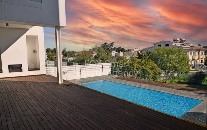 House in Egkomi - view 1