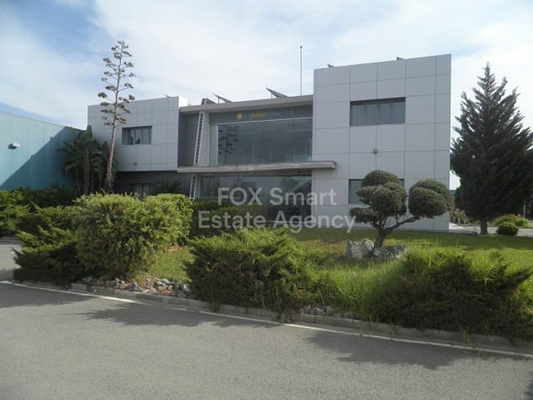 House in Kokkinotrimithia - view 1