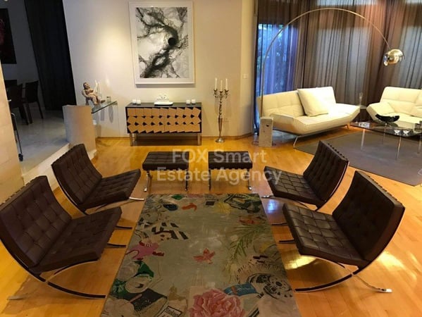 House in Egkomi - view 1