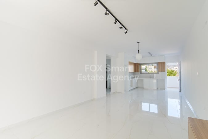 Apartment in Paphos - view 1