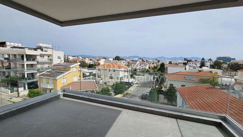 Apartment in Egkomi - view 1