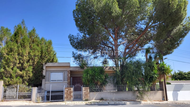 House in Egkomi - view 1