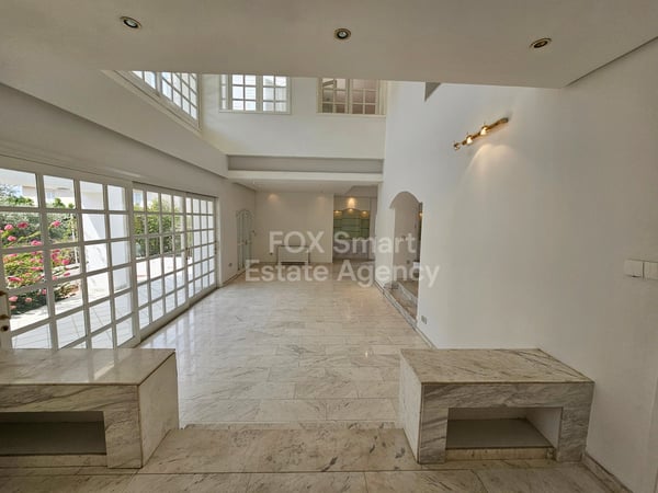 House in Egkomi - view 1