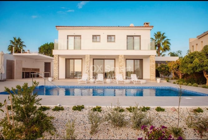 House in Paphos - view 1