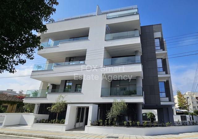 Apartment in Egkomi - view 1