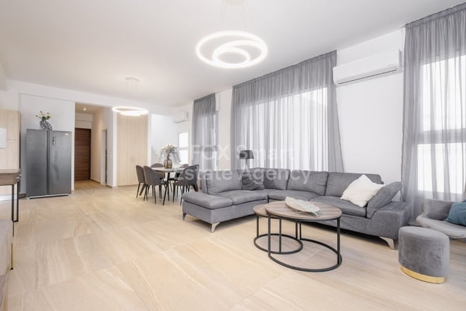 House in Dromolaxia - view 1